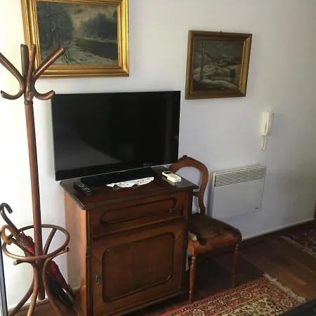 Apartment Apartman Maks *