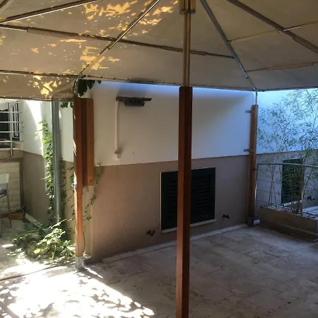 Apartment Apartman Maks *
