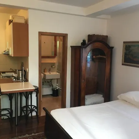 Apartment Apartman Maks *